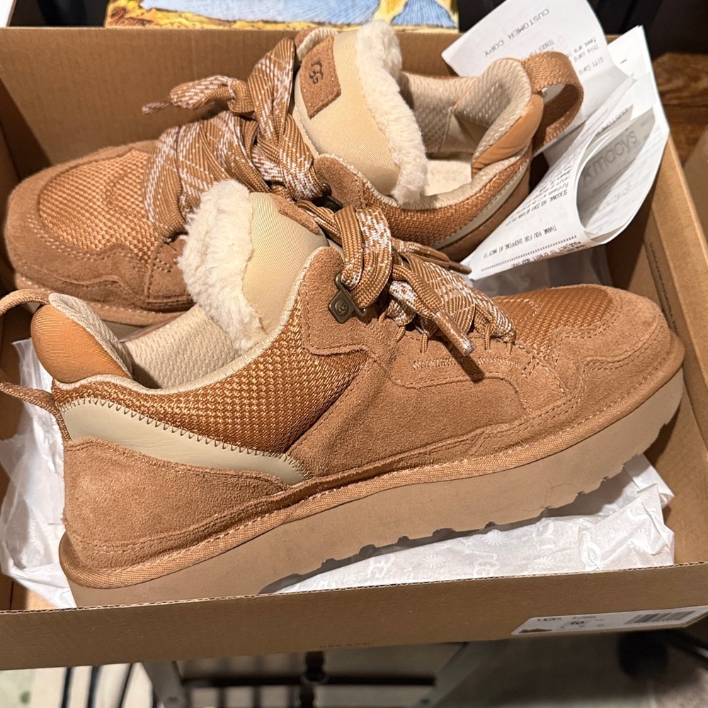 UGG Chestnut Sneakers with Cozy Lining